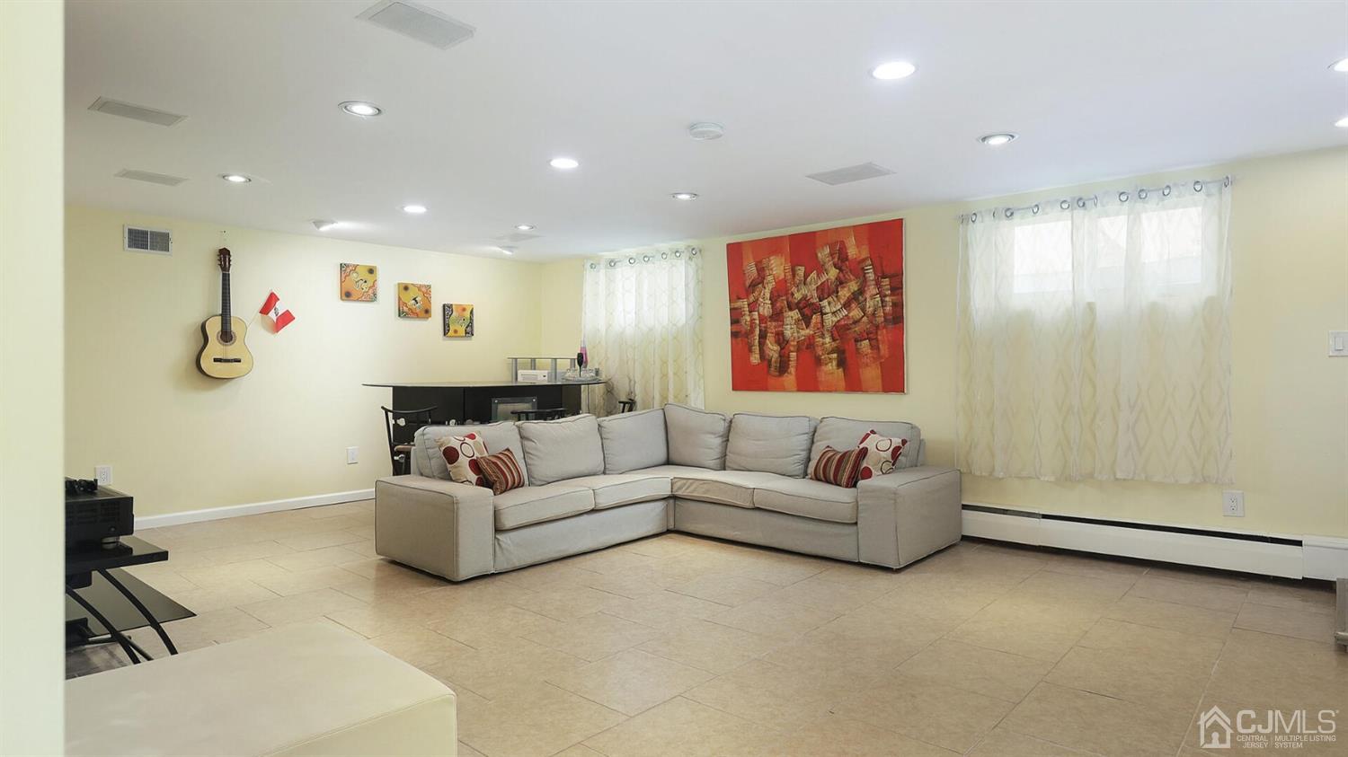 36 Farmingdale Road Fords, NJ 08863 - Photo 20 of 33 Gallery Image 20