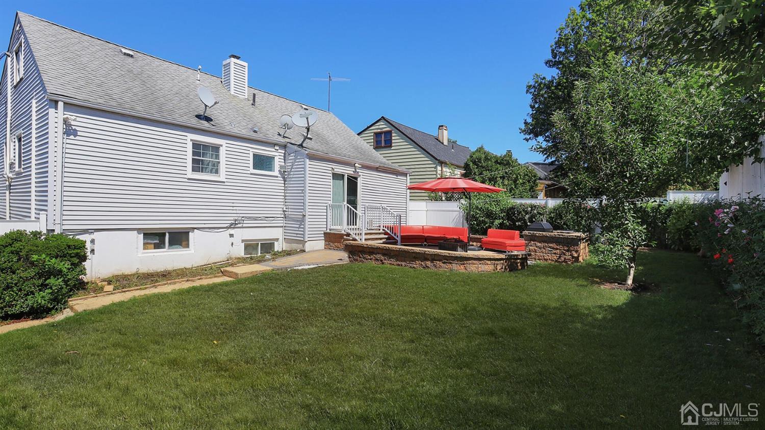 36 Farmingdale Road Fords, NJ 08863 - Photo 22 of 33 Gallery Image 22