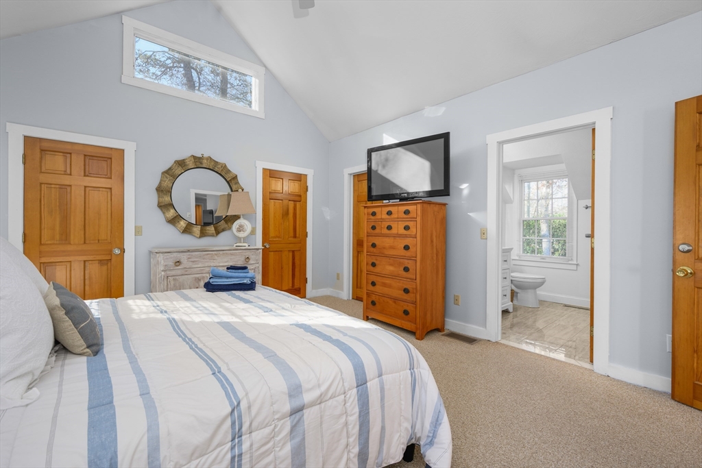 578 Huckins Neck Road Barnstable, MA 02632 - Photo 15 of 42