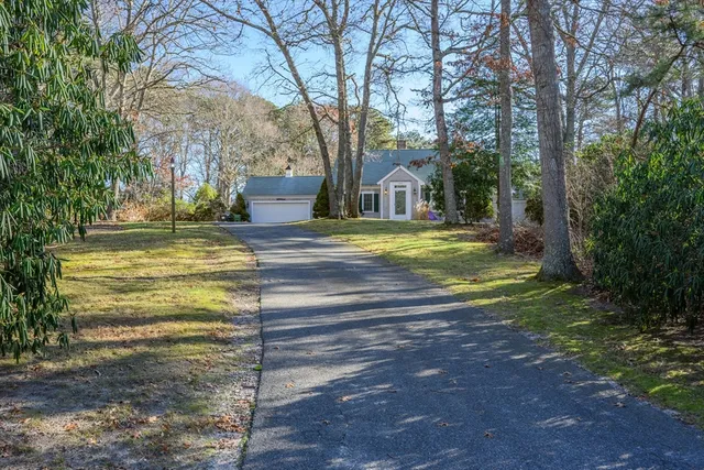 $2,800 | 578 Huckins Neck Road, Barnstable, MA 02632