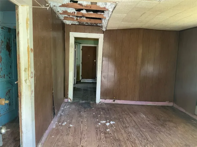 $40,000 | 908 North Vogelsang Avenue, Cameron, TX 76520