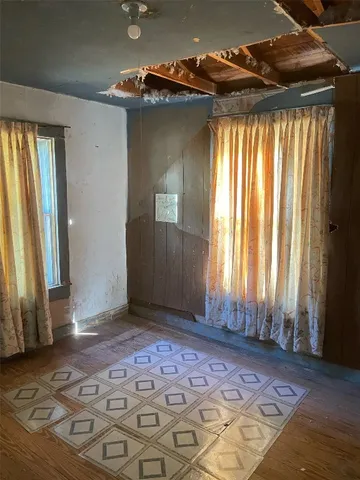 $40,000 | 908 North Vogelsang Avenue, Cameron, TX 76520