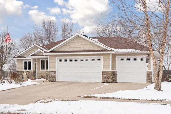 $615,000 | 2215 Greenfield Drive East, Northfield, MN 55057