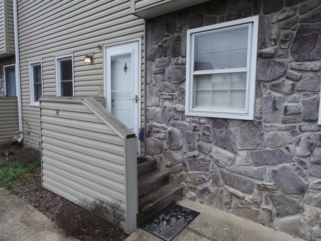3539 Netherland Inn Road, Unit 14 Kingsport, TN 37660 - Photo 1 of 36 Photo 1