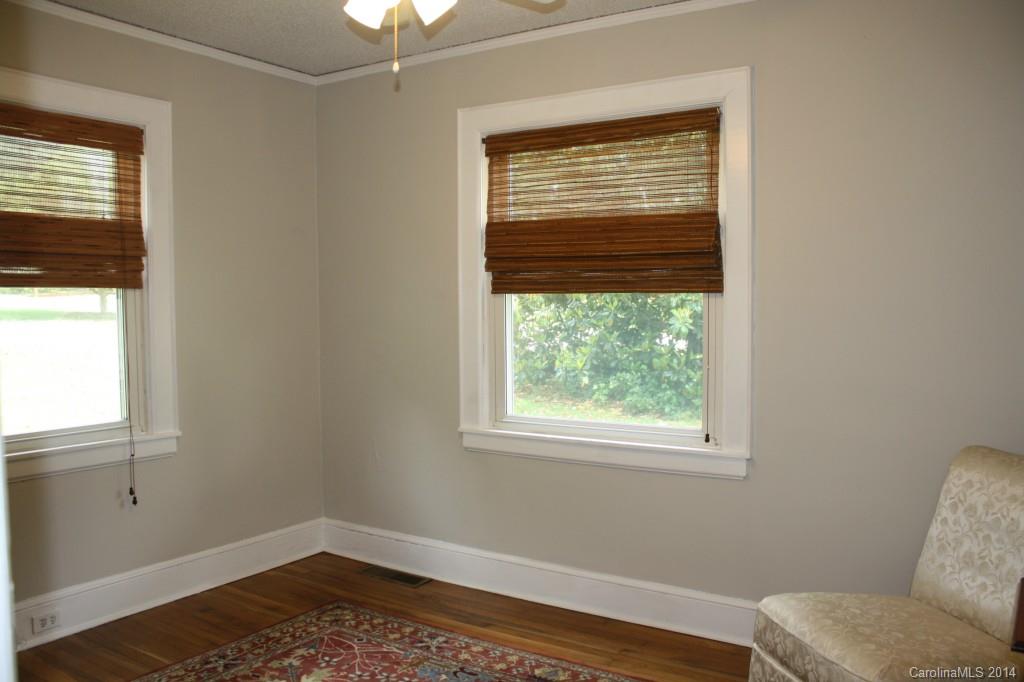 2069 Eaton Road, Unit 11 Charlotte, NC 28205 - Photo 18 of 23 Gallery Image 18