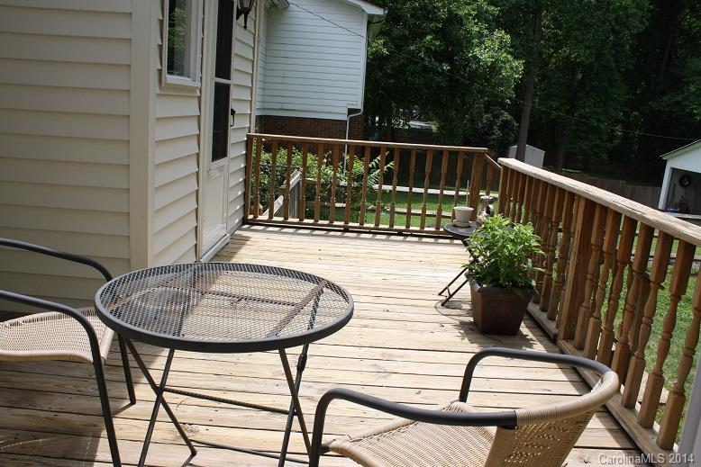2069 Eaton Road, Unit 11 Charlotte, NC 28205 - Photo 19 of 23 Gallery Image 19