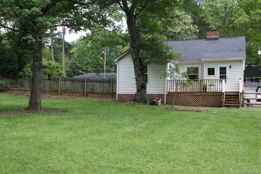 2069 Eaton Road, Unit 11 Charlotte, NC 28205 - Photo 20 of 23 Gallery Image 20