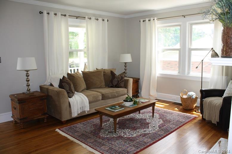 2069 Eaton Road, Unit 11 Charlotte, NC 28205 - Photo 3 of 23 Gallery Image 3
