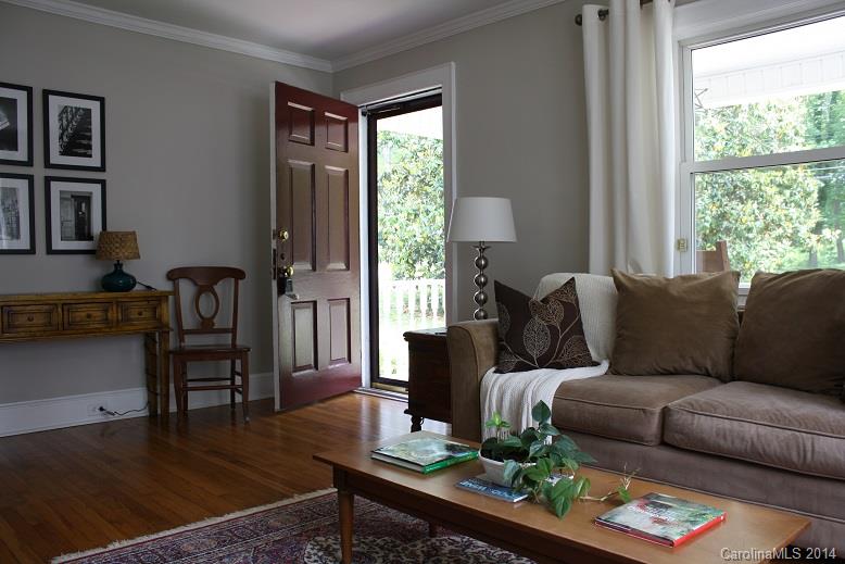 2069 Eaton Road, Unit 11 Charlotte, NC 28205 - Photo 4 of 23 Gallery Image 4
