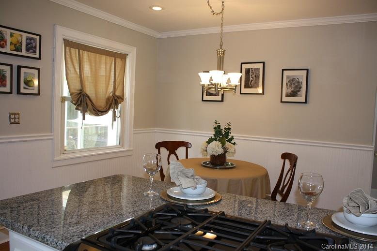 2069 Eaton Road, Unit 11 Charlotte, NC 28205 - Photo 8 of 23 Gallery Image 8
