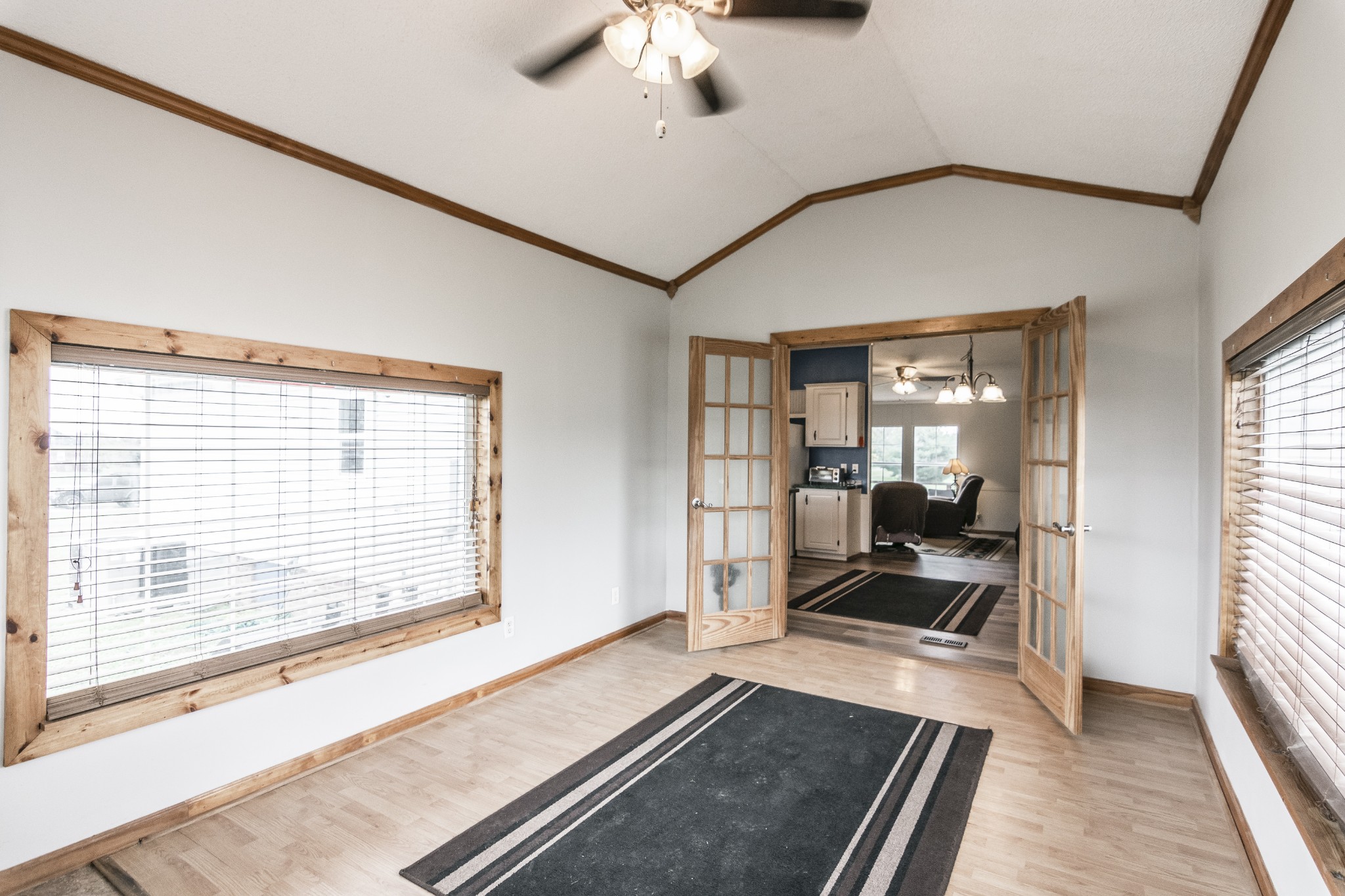 128 East Biggs Road Portland, TN 37148 - Photo 2 of 43 a living room with furniture and a large window
