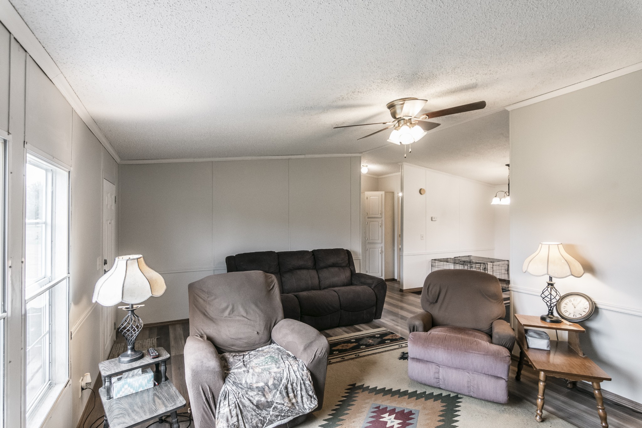 128 East Biggs Road Portland, TN 37148 - Photo 18 of 43 a living room with furniture