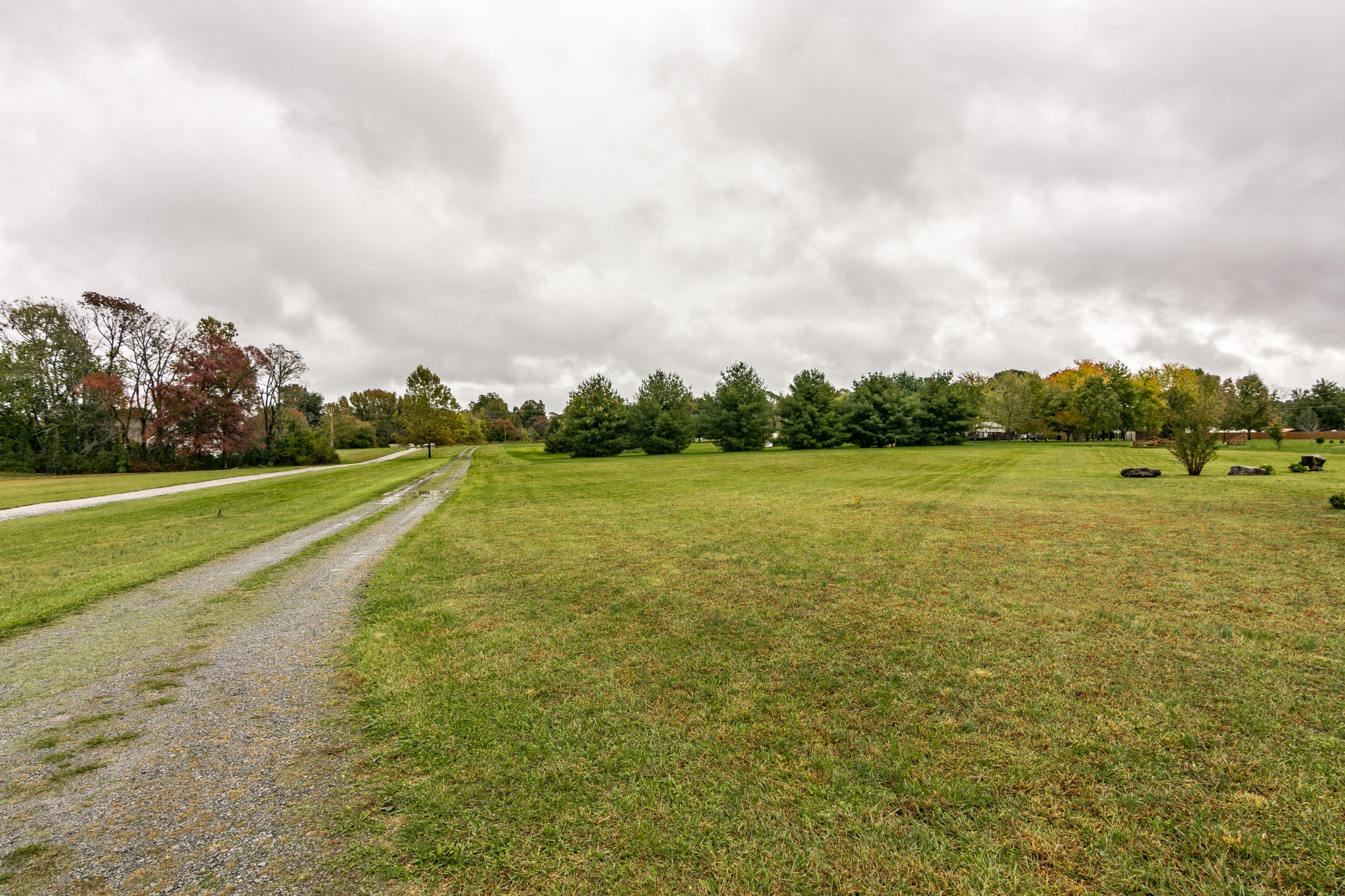 128 East Biggs Road Portland, TN 37148 - Photo 36 of 43 a view of a field with an ocean
