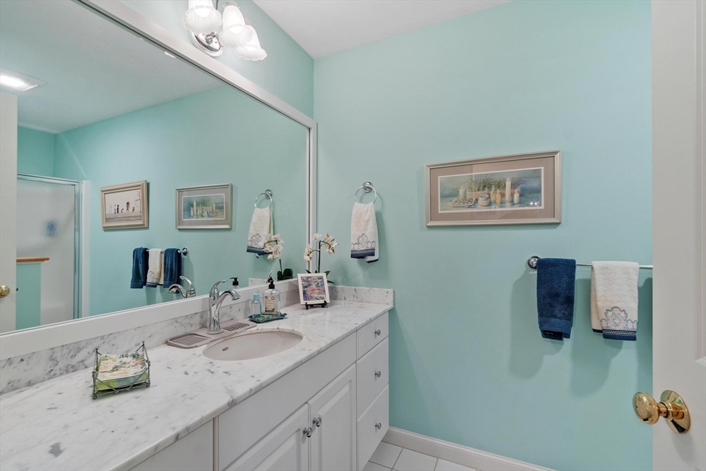 7 Whispering Brook Road, Unit 7 Marlborough, MA 01752 - Photo 19 of 39