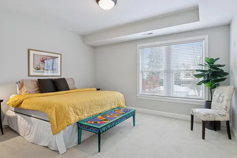 $340,000 | 1060 Grand Avenue, Unit 204, St. Paul, MN 55105