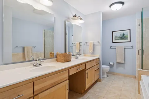 $340,000 | 1060 Grand Avenue, Unit 204, St. Paul, MN 55105