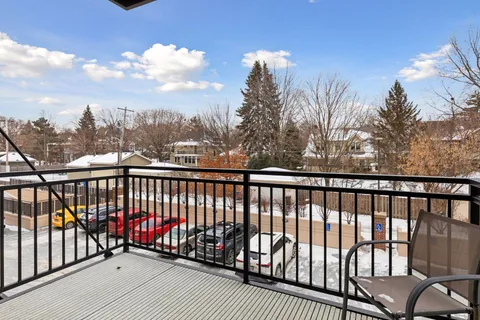 $340,000 | 1060 Grand Avenue, Unit 204, St. Paul, MN 55105