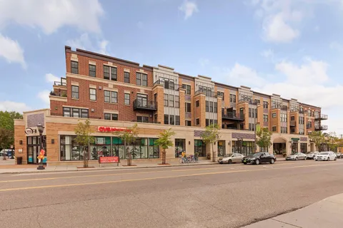 $340,000 | 1060 Grand Avenue, Unit 204, St. Paul, MN 55105
