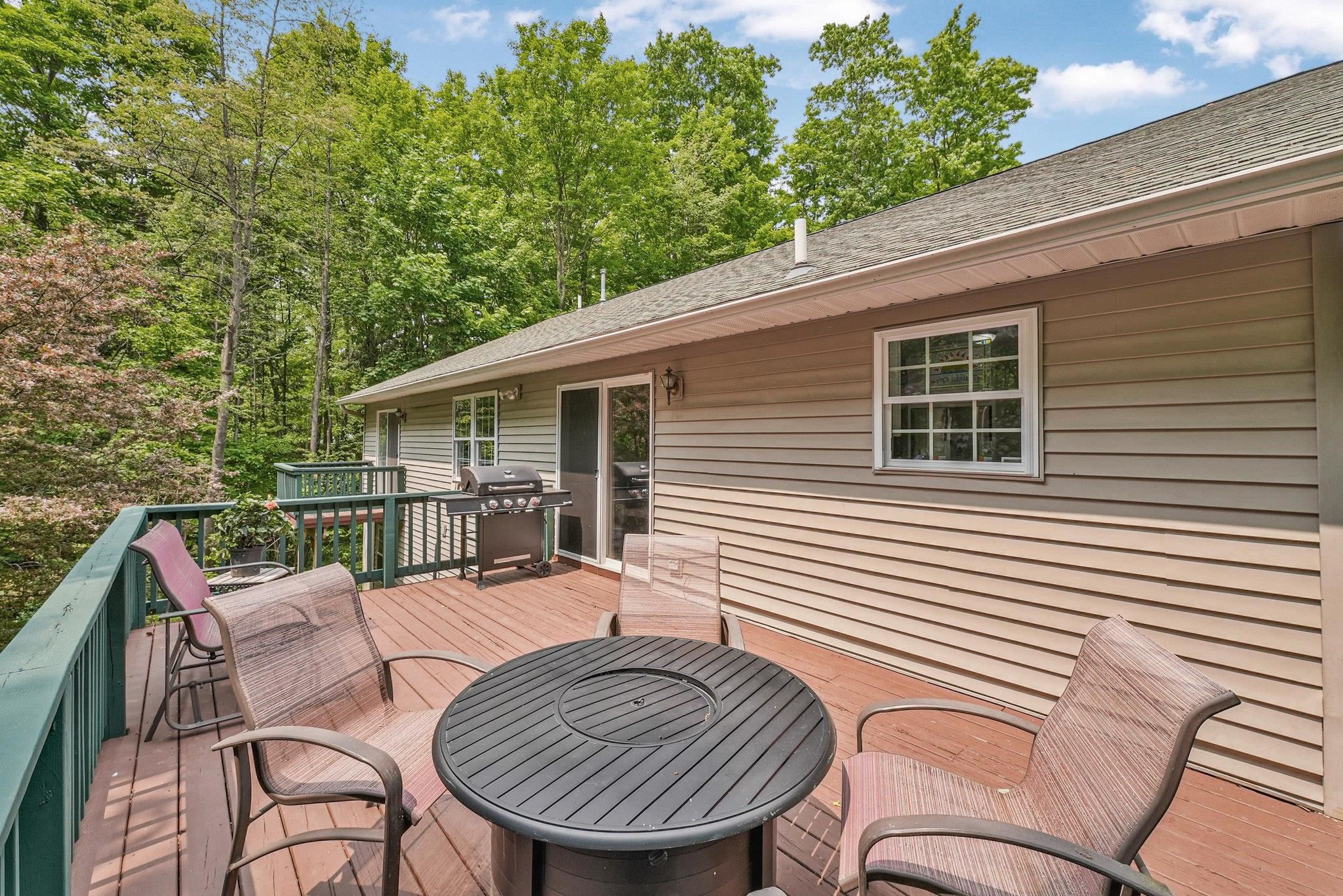 5153 Silver Pines Road Traverse City, MI 49685 - Photo 54 of 69 1933177-6d9575b5-845e-4993-a10c-59390e57cc0d.JPG