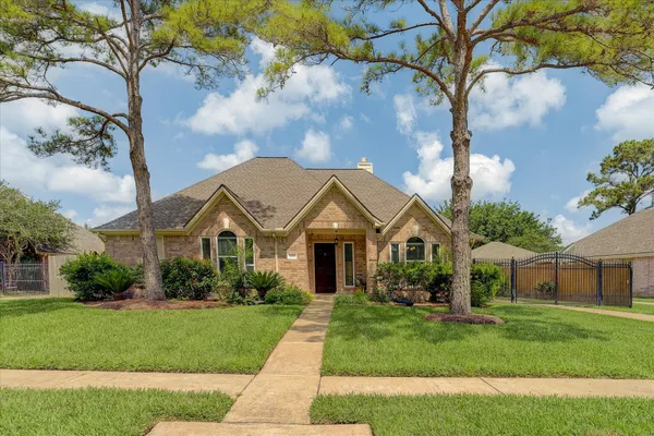 $425,000 | 21702 Cayman Point Drive, Katy, TX 77450