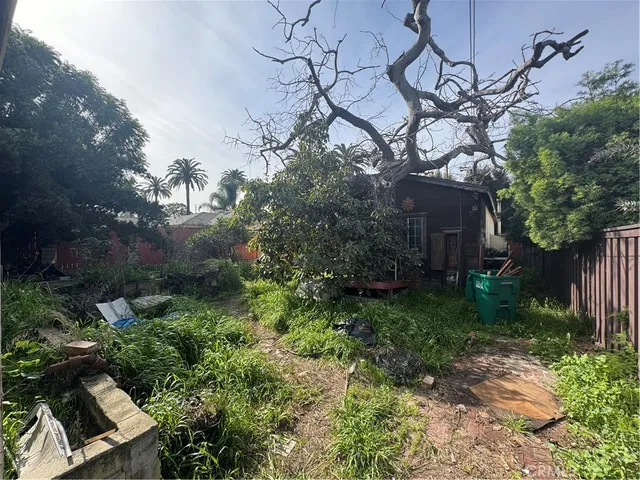 $599,000 | 2280 San Francisco Avenue, Long Beach, CA 90806