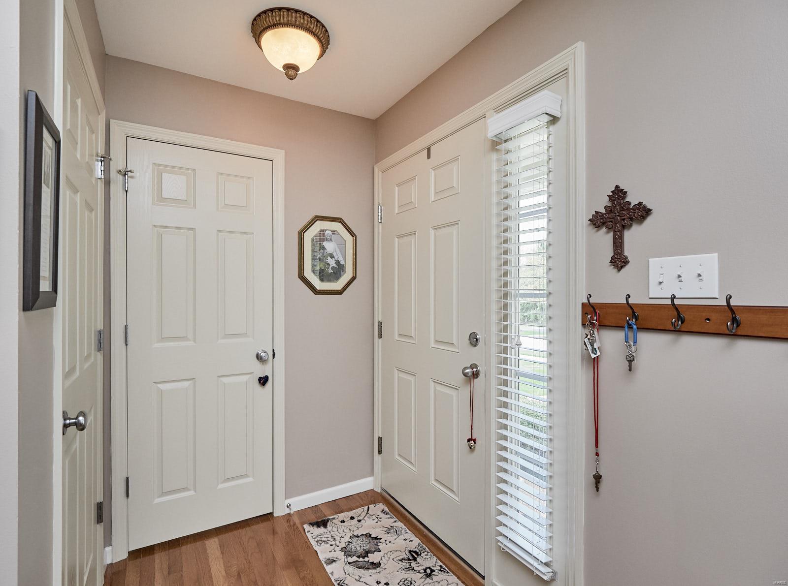 458 Coachgate Court Ballwin, MO 63021 - Photo 5 of 41 Gallery Image 5