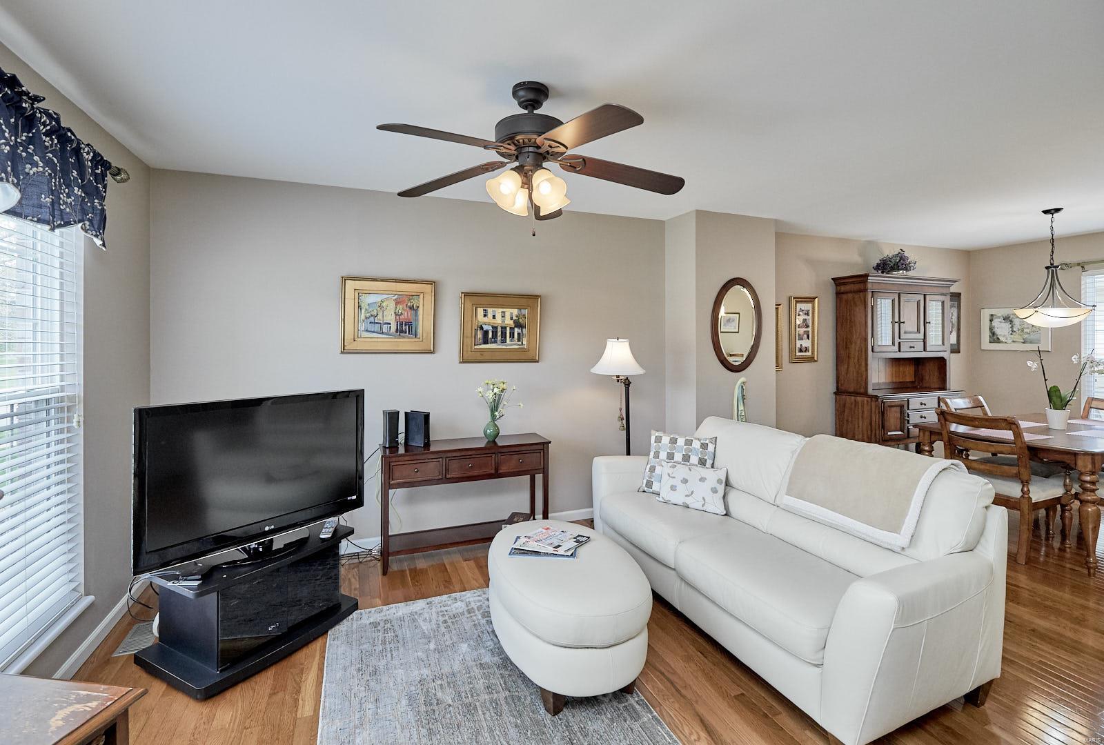 458 Coachgate Court Ballwin, MO 63021 - Photo 6 of 41 Gallery Image 6