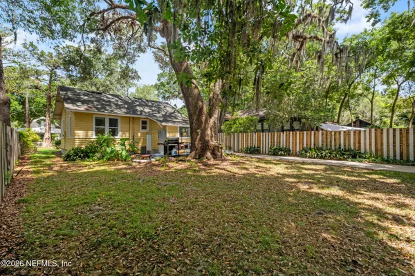 a view of a garden with plants