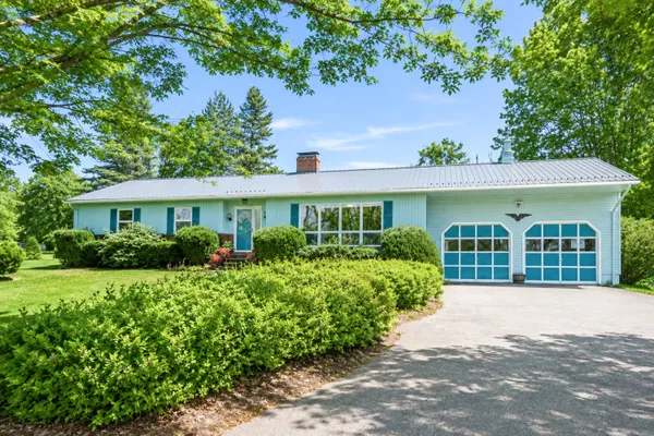 $599,000 | 18 Martin Heights, Raymond, ME 04071