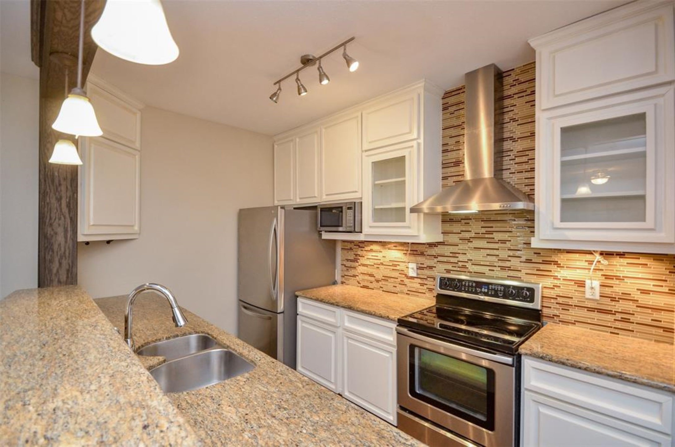 8075 El Mundo Street, Unit 8075 Houston, TX 77054 - Photo 2 of 21
