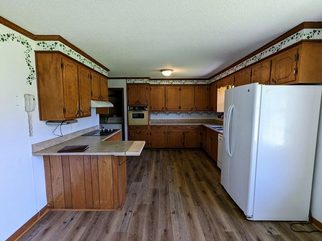 1070 Craig Road Sumter, SC 29153 - Photo 7 of 32 Gallery Image 7