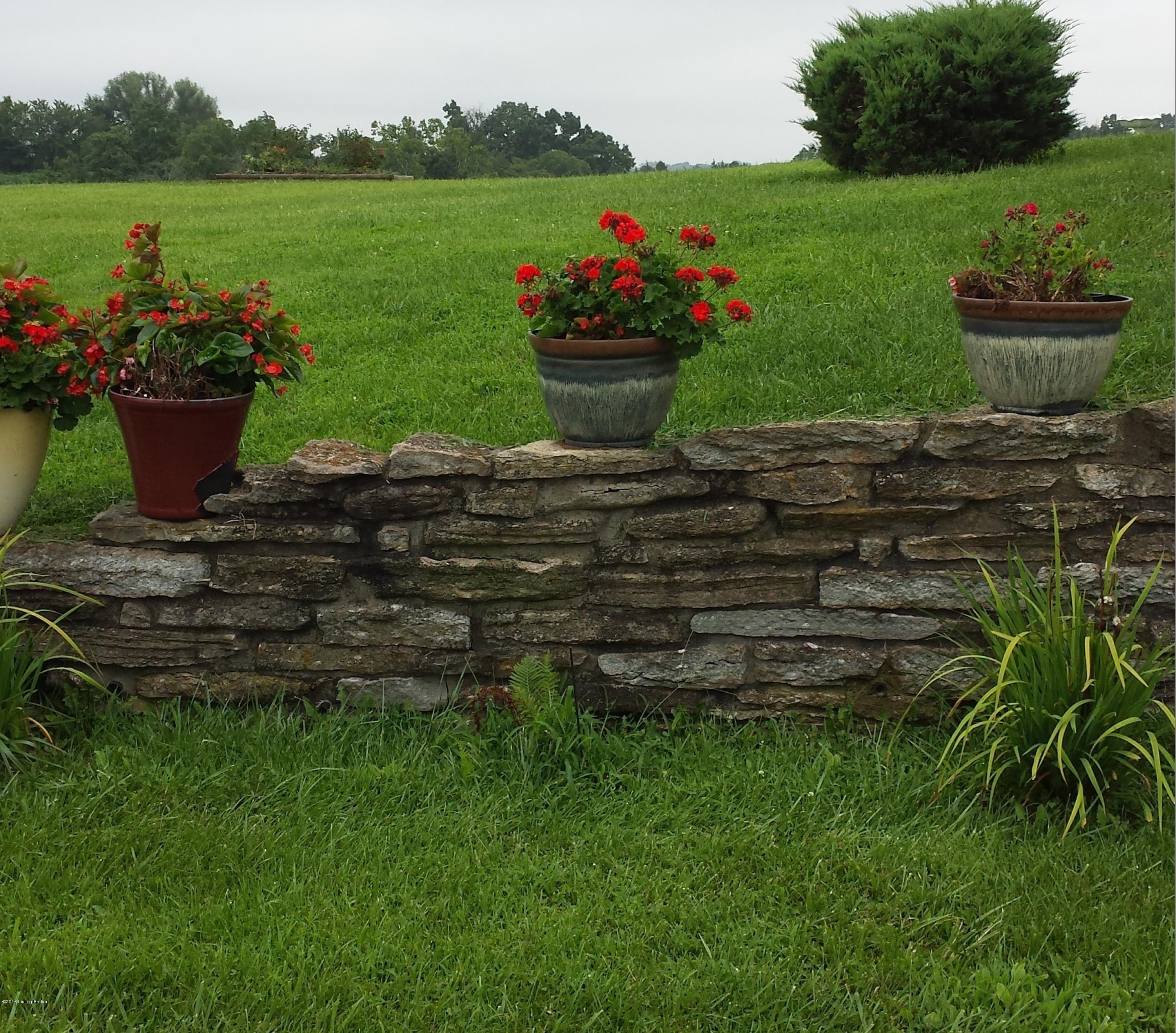 1845 Hickory Ridge Road Mount Eden, KY 40046 - Photo 17 of 43 1845 Hickory Ridge Road 035 (2)