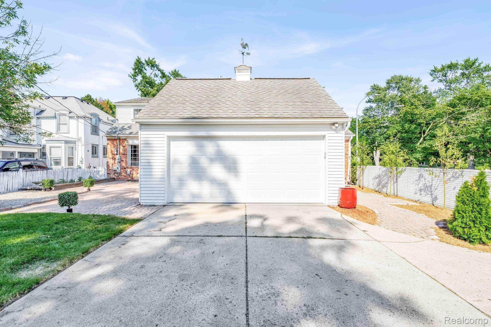 1201 Audubon Road Grosse Pointe, MI 48230 - Photo 61 of 69 2 car garage