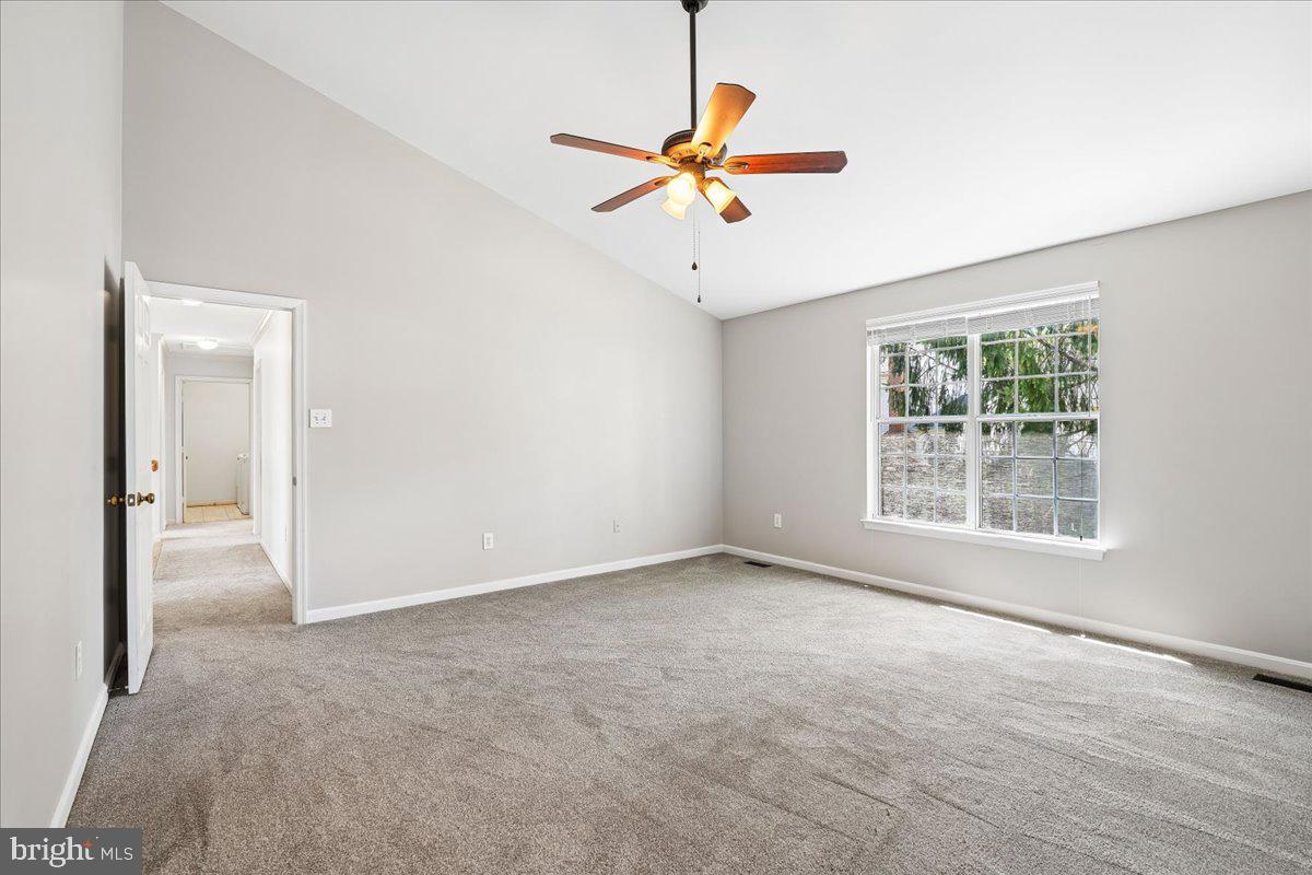 18512 Fiddleleaf Terrace Olney, MD 20832 - Photo 20 of 33