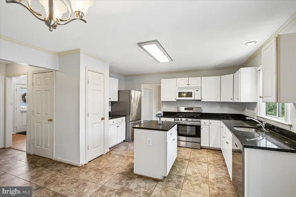 $4,000 | 18512 Fiddleleaf Terrace, Olney, MD 20832