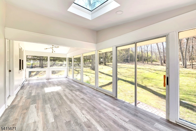 54 Robin Glen Road Watchung, NJ 07069 - Photo 35 of 42