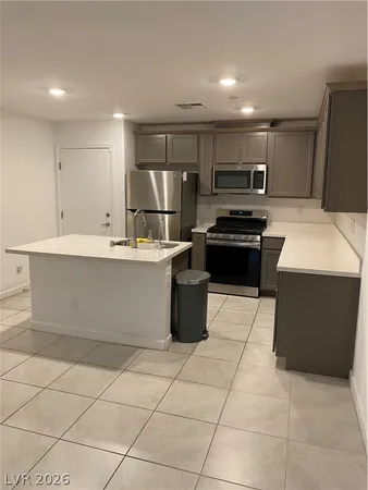 $1,760 | 3622 Hestia Avenue, Las Vegas, NV 89106