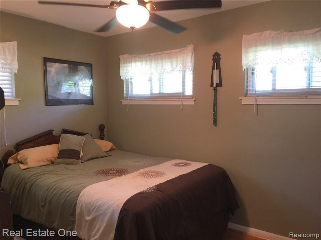3003 Harvard Road Royal Oak, MI 48073 - Photo 13 of 22 IMG_3578.JPG