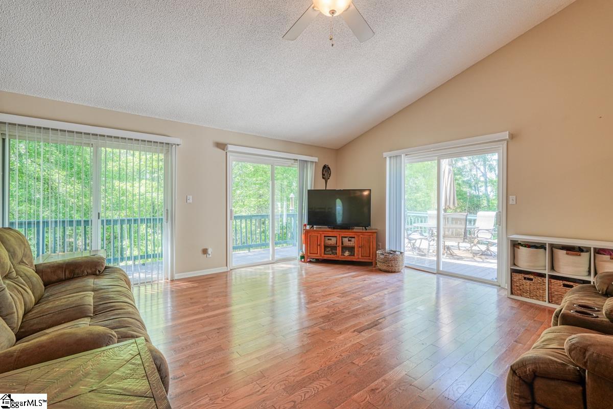 112 Jonquil Drive Inman, SC 29349 - Photo 12 of 34