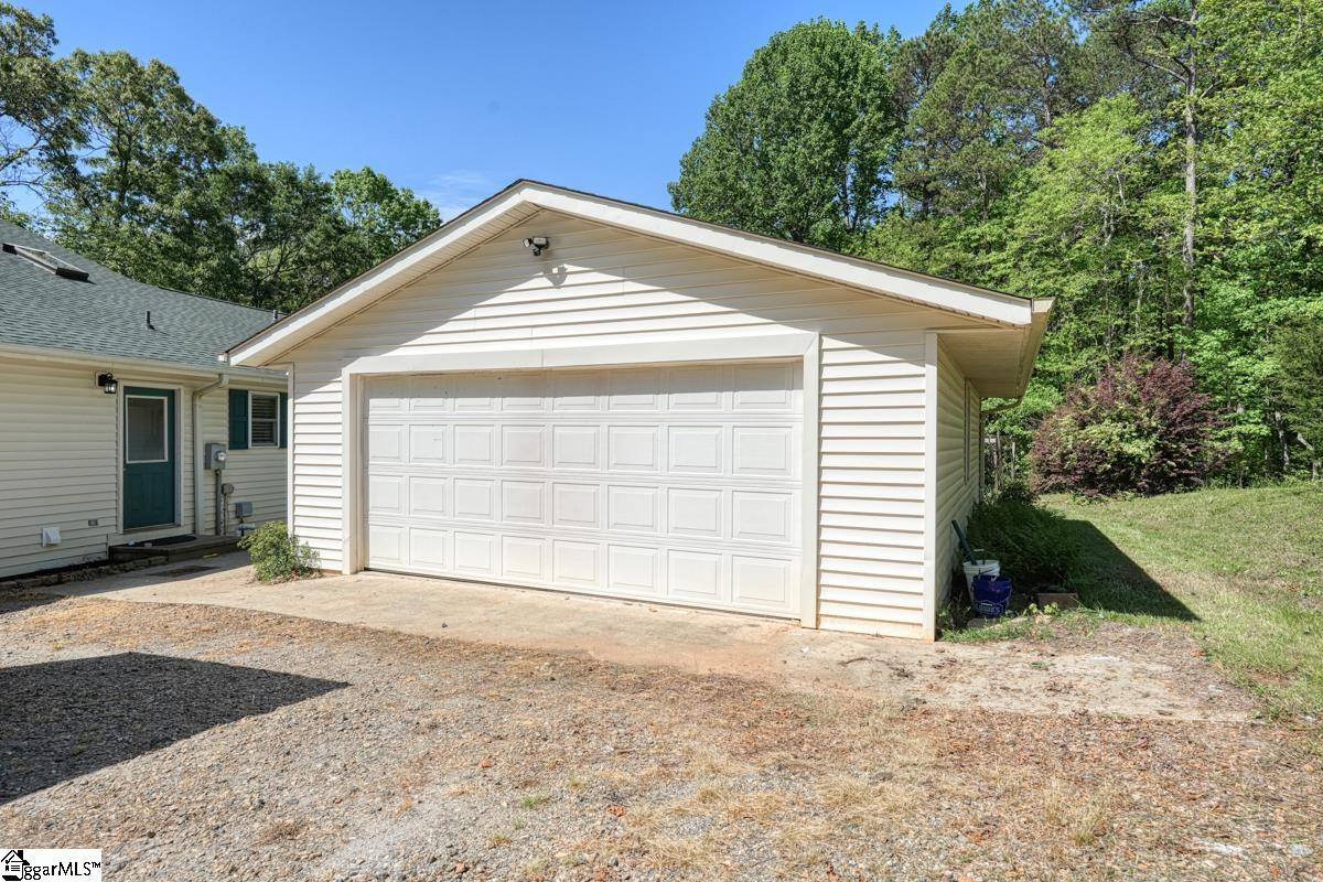 112 Jonquil Drive Inman, SC 29349 - Photo 32 of 34