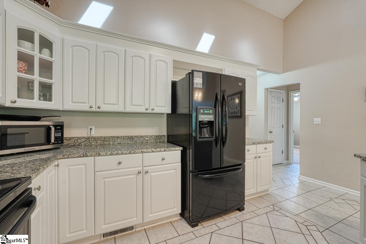 112 Jonquil Drive Inman, SC 29349 - Photo 7 of 34
