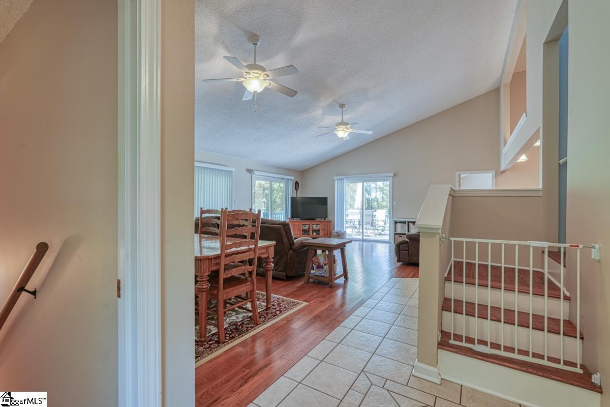 112 Jonquil Drive Inman, SC 29349 - Photo 10 of 34