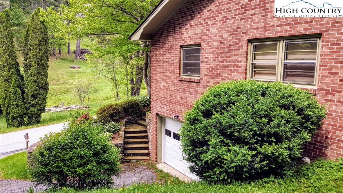 486 Middle Fork Road Blowing Rock, NC 28605 - Photo 29 of 30