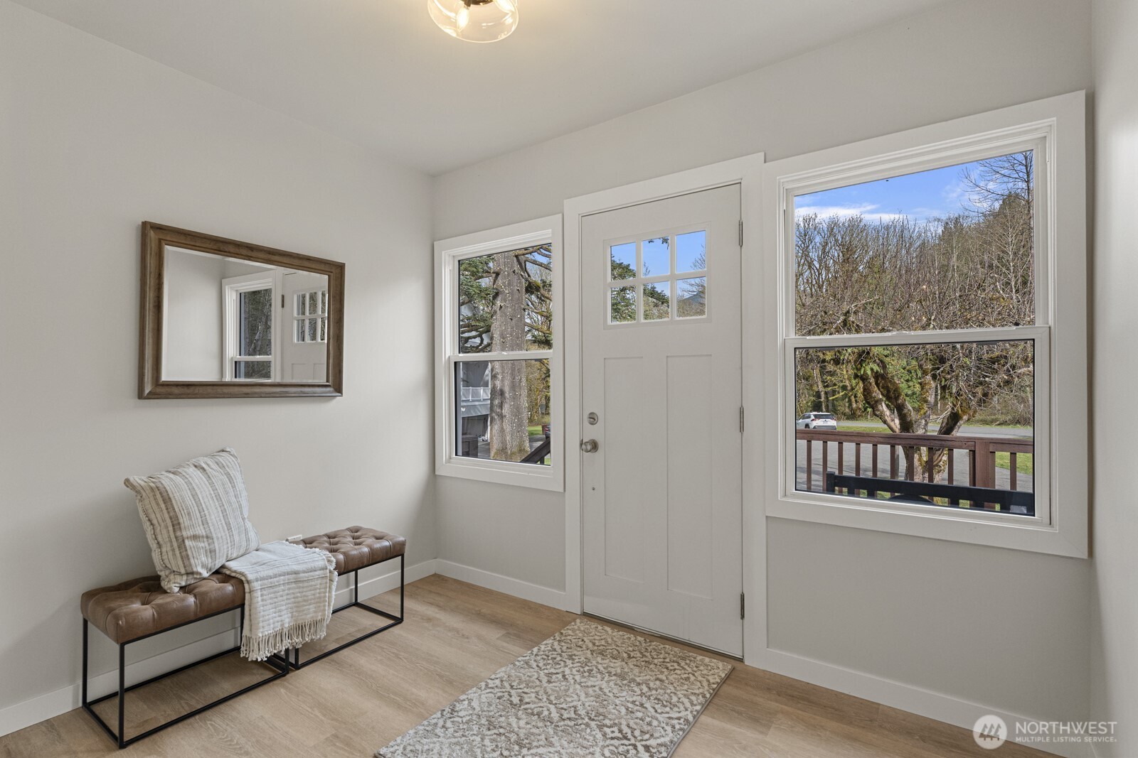 46302 Southeast Edgewick Road North Bend, WA 98045 - Photo 5 of 40