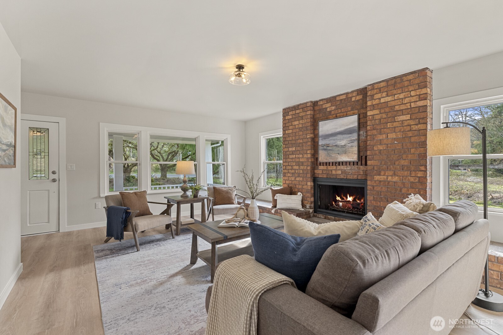 46302 Southeast Edgewick Road North Bend, WA 98045 - Photo 7 of 40