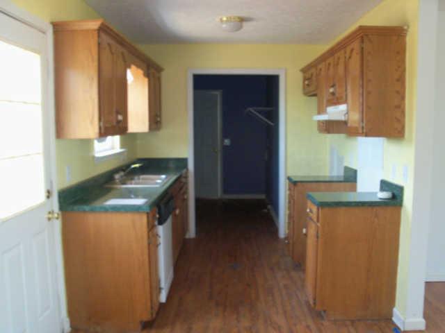 112 Pressgrove Road Unionville, TN 37180 - Photo 3 of 10 Kitchen