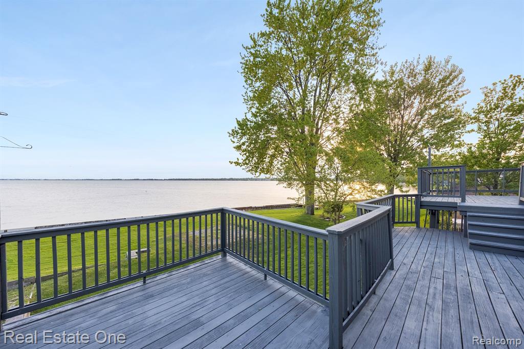 48712 Point Lakeview Street Chesterfield, MI 48047 - Photo 59 of 71