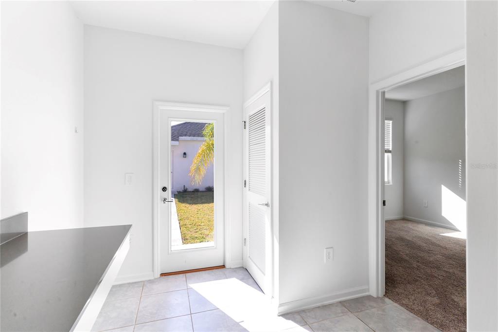 15524 Water Spring Boulevard Winter Garden, FL 34787 - Photo 19 of 40 a view of hallway with bathroom