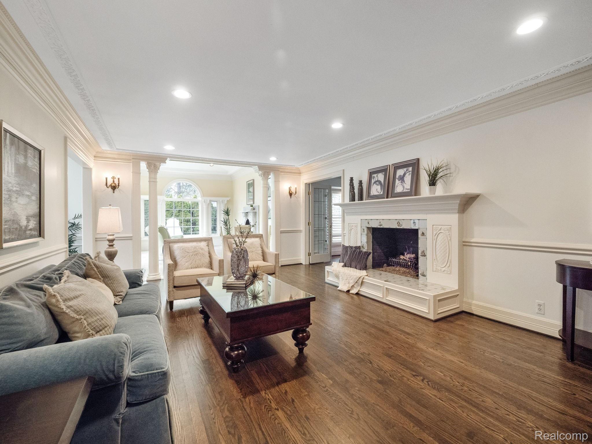 1253 Covington Road Bloomfield Hills, MI 48301 - Photo 12 of 35 web_P4866778.jpg