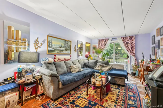 $220,000 | 2035 Central Park Avenue, Unit 1K, Yonkers, NY 10710